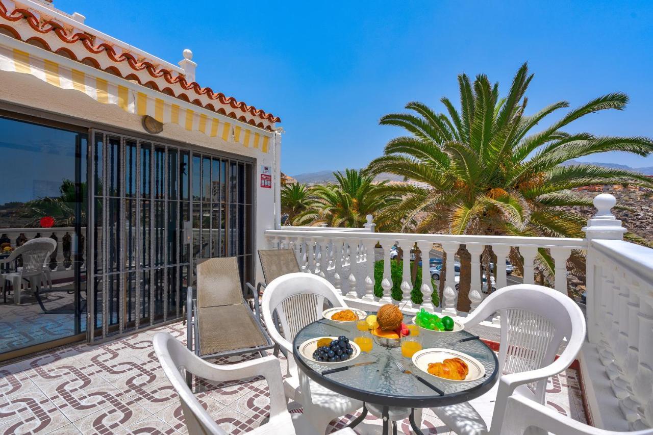 Island Sun Apartment Каляо Салвахе Екстериор снимка