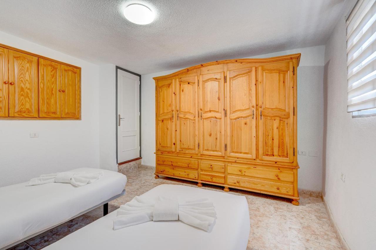 Island Sun Apartment Каляо Салвахе Екстериор снимка